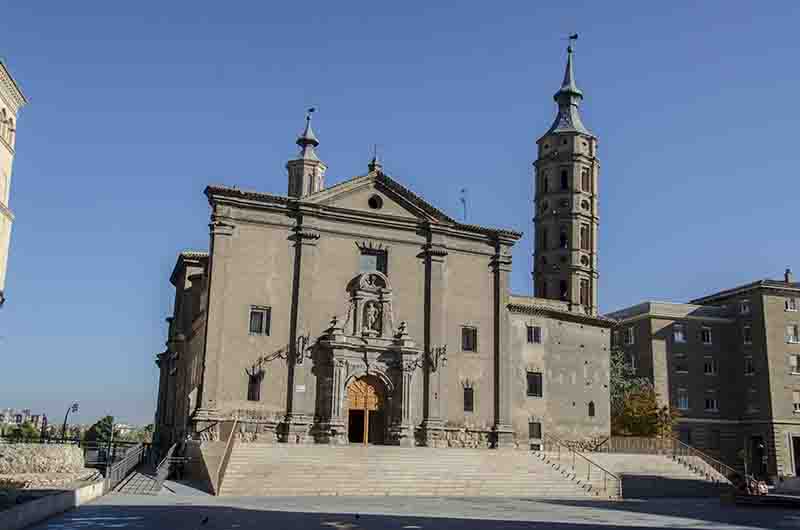 Zaragoza 18 - iglesia de San Juan de los Panetes.jpg